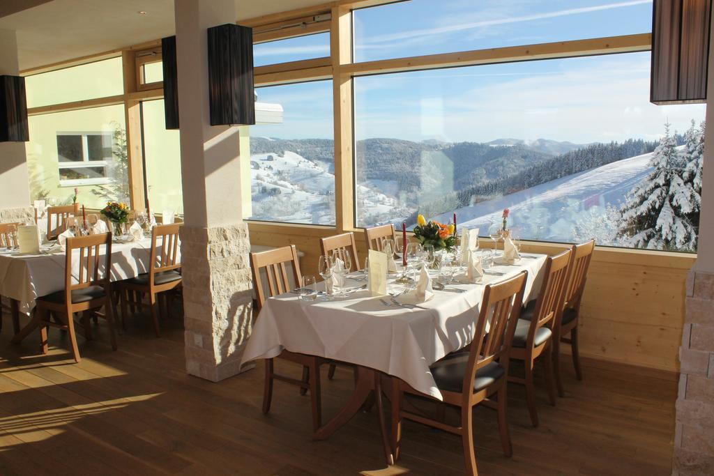 "Gutshof Lilienfein" - Medical Resort & Herbal Spa Im Suedschwarzwald ヴィーデン エクステリア 写真